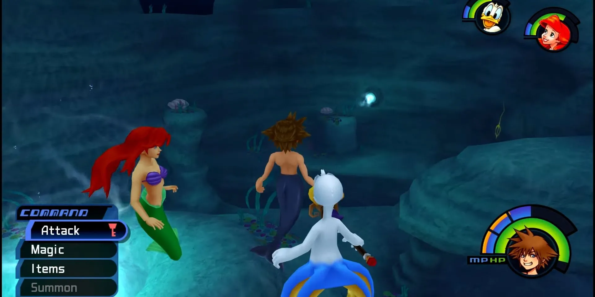 Sora, Donald và Ariel bơi lội tại thế giới Atlantica trong Kingdom Hearts 1