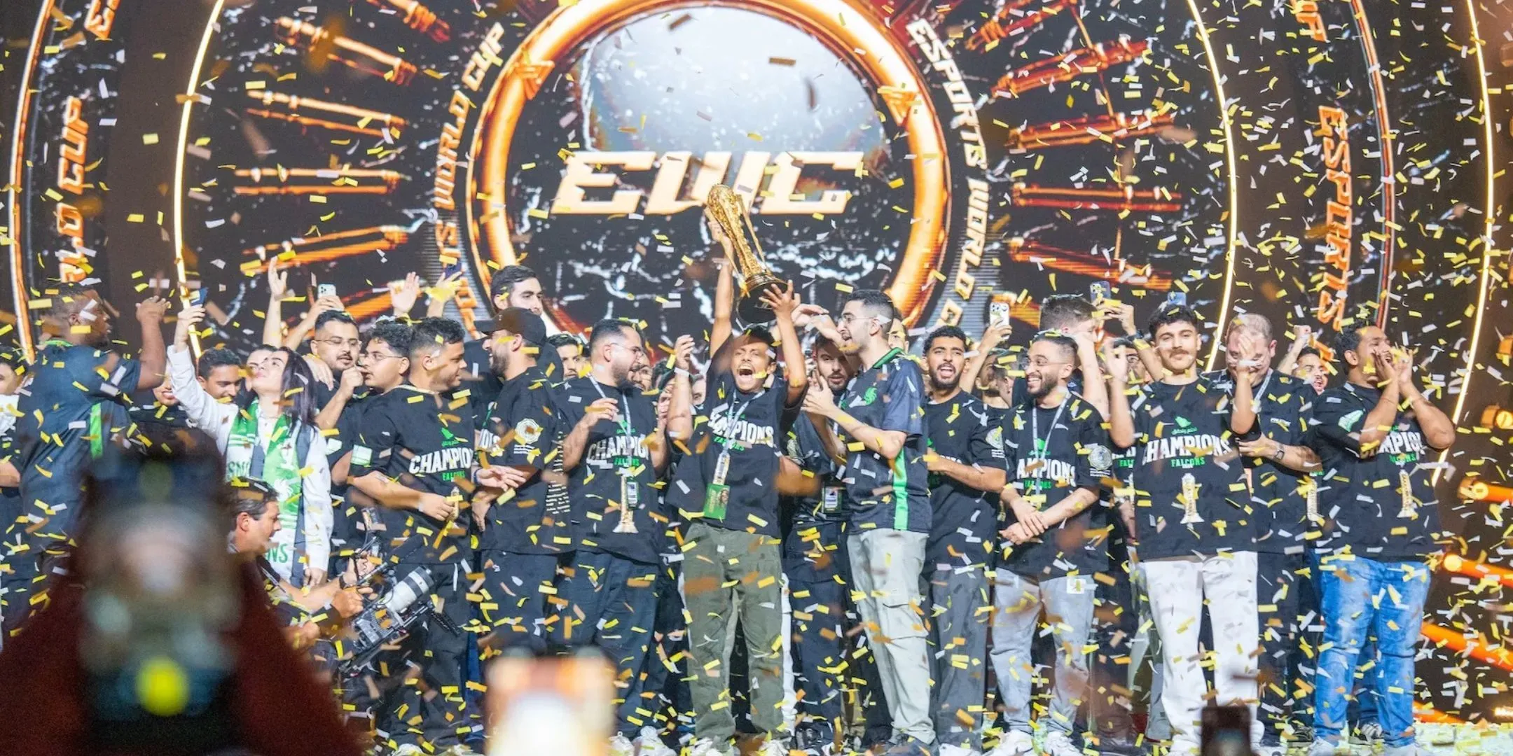 Đội tuyển Team Falcons thi đấu tại Esports World Cup, biểu tượng cho sự đầu tư của Saudi Arabia vào ngành esports
