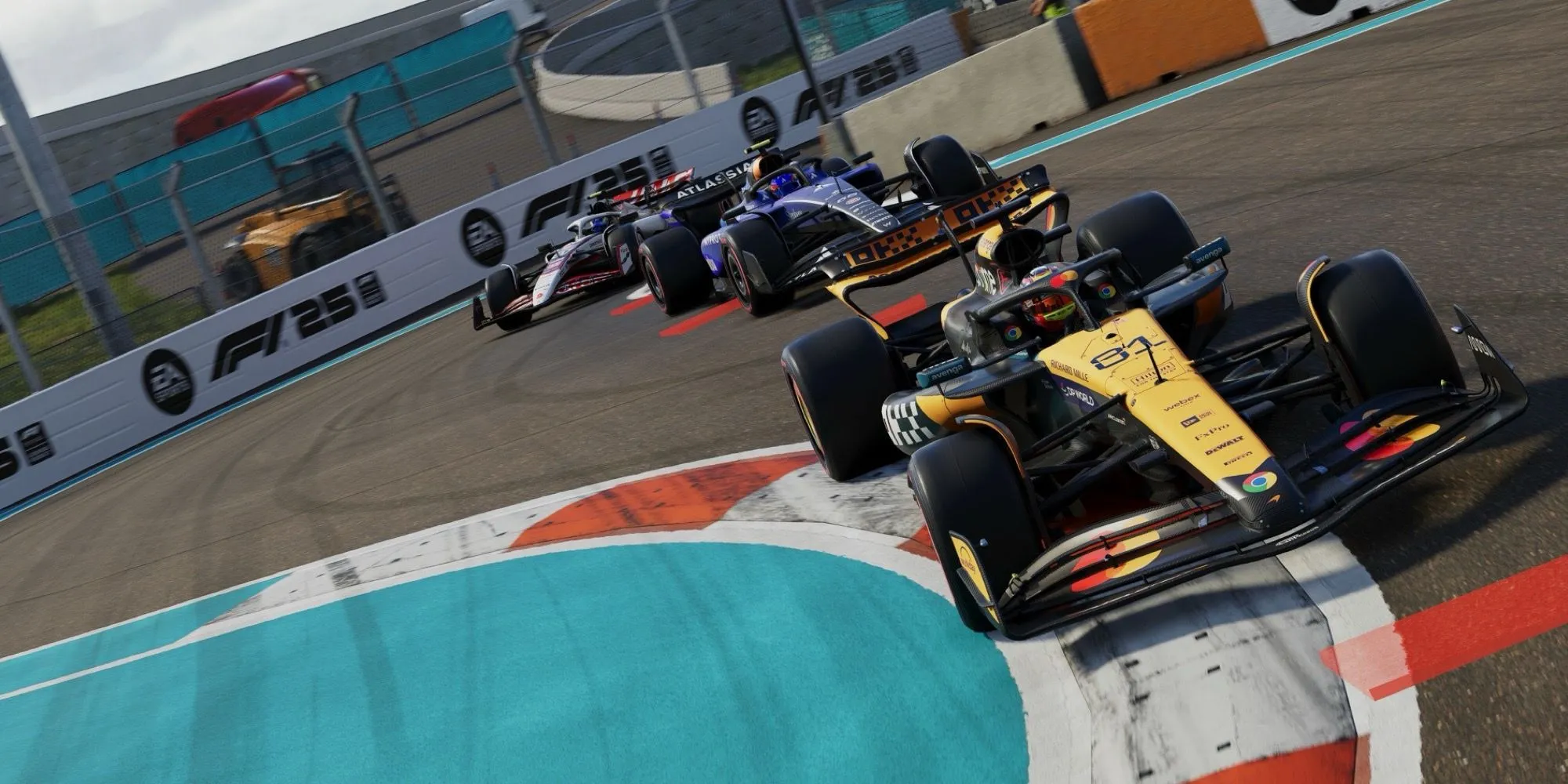 Tay đua Oscar Piastri của McLaren dẫn đầu tại Miami GP trong game F1 25.