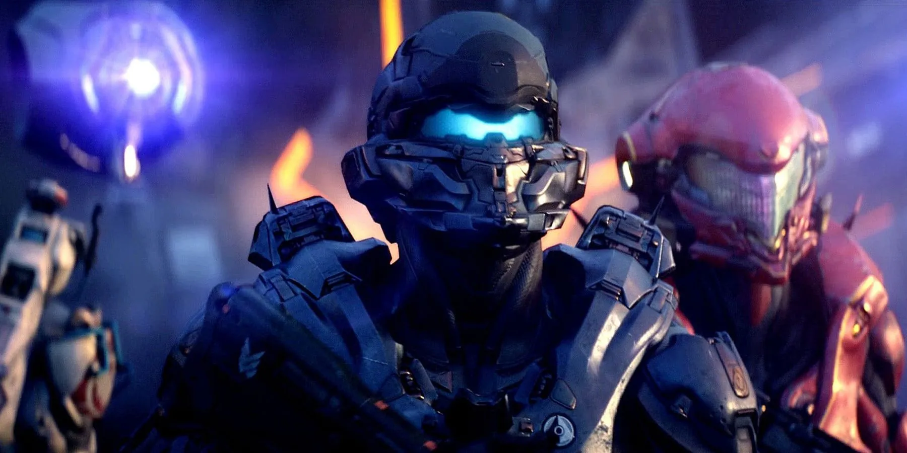 Spartan Locke trong bộ giáp đi săn Master Chief trong Halo 5: Guardians