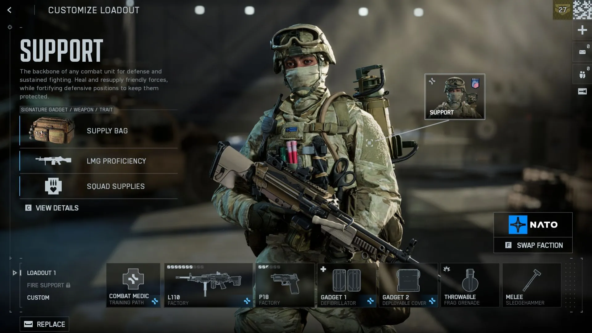 Support sử dụng defibrillator để hồi sinh đồng đội trên chiến trường Battlefield 6